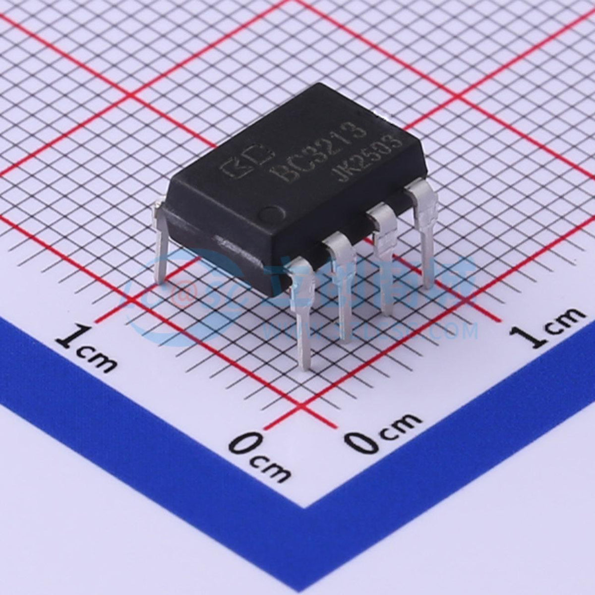 Relay bán dẫn TRIAC BC3213 DIP-7 1.18V - Techcore Việt Nam