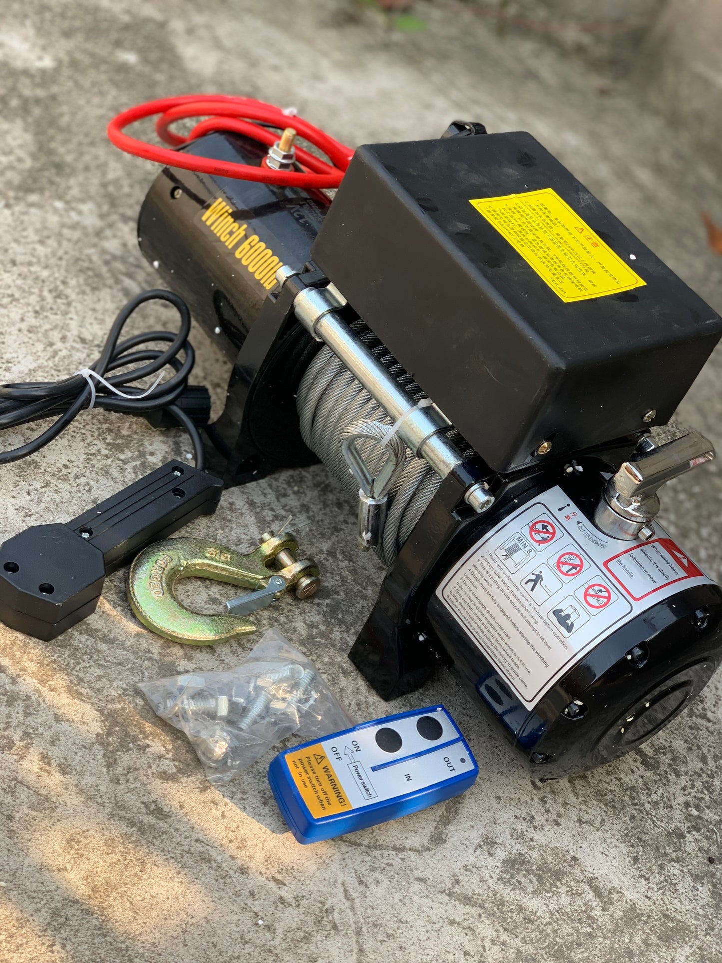 Tời điện 12v/24V 6000lbs