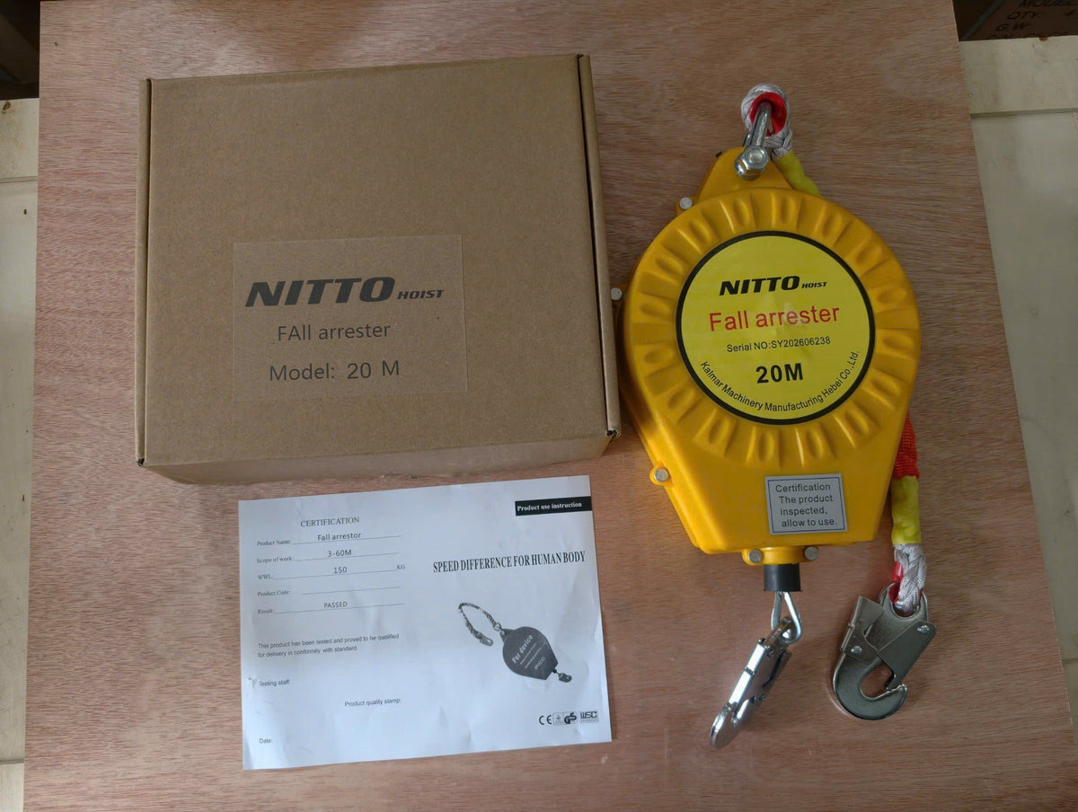 Thiết bị chống rơi tự rút NITTO HOIST 20 m - ảnh thực tế