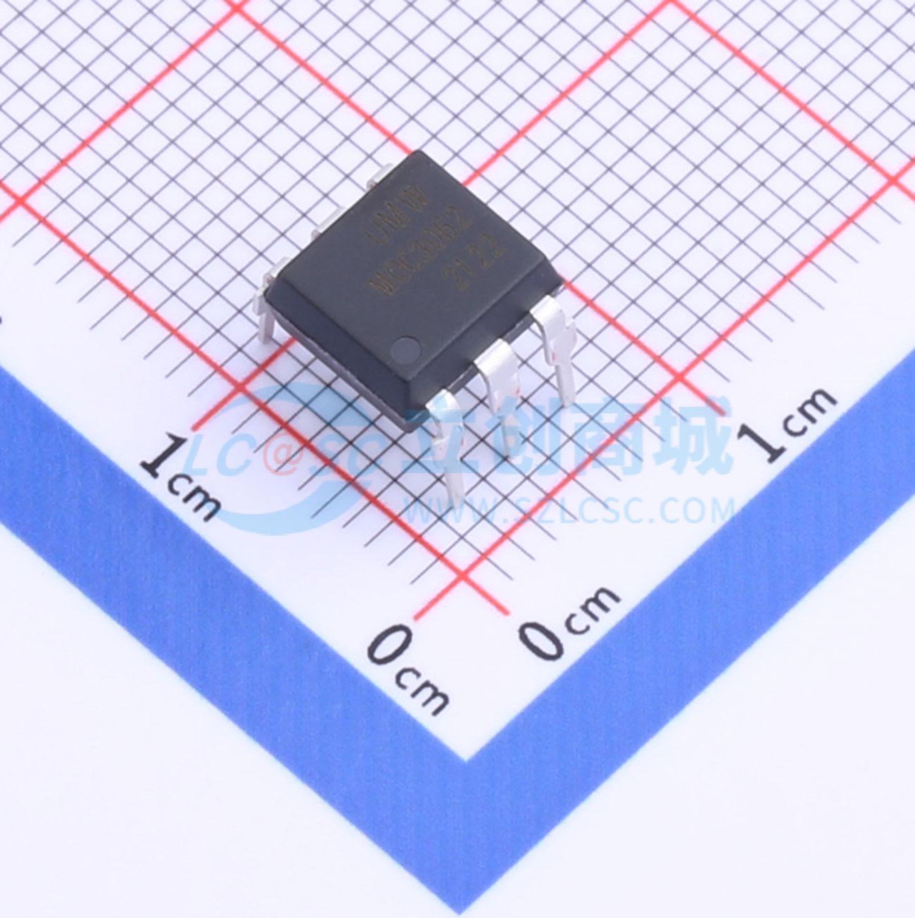 Optocoupler TRIAC MOC3062M(UMW) DIP-6 600V - Techcore Việt Nam