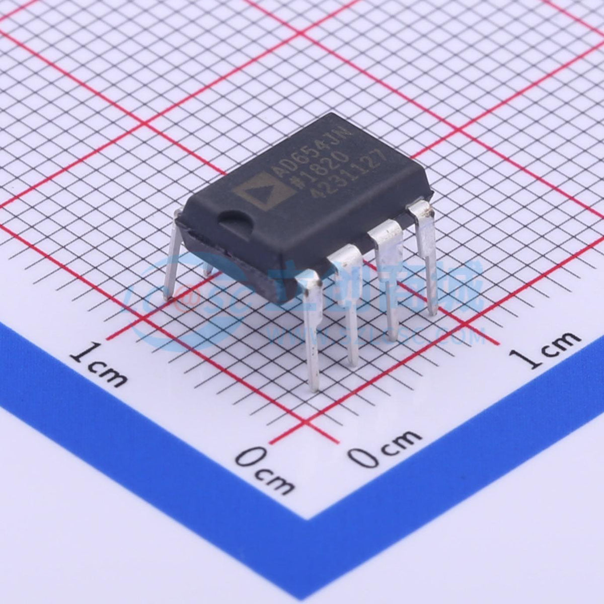 IC quản lý nguồn AD654JNZ PDIP-8 - Techcore Việt Nam