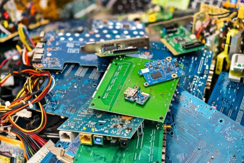 Dịch Vụ Thu Mua Phế Liệu Điện Tử Uy Tín – Phế Liệu VN