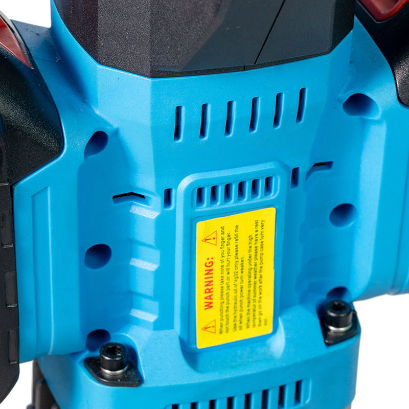 Máy Đột Lỗ Thủy Lực Cầm Tay Chạy Pin